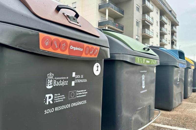 Contenedor Marron FORM