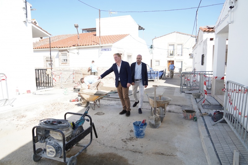 Inversiones en pedan�as de Badajoz